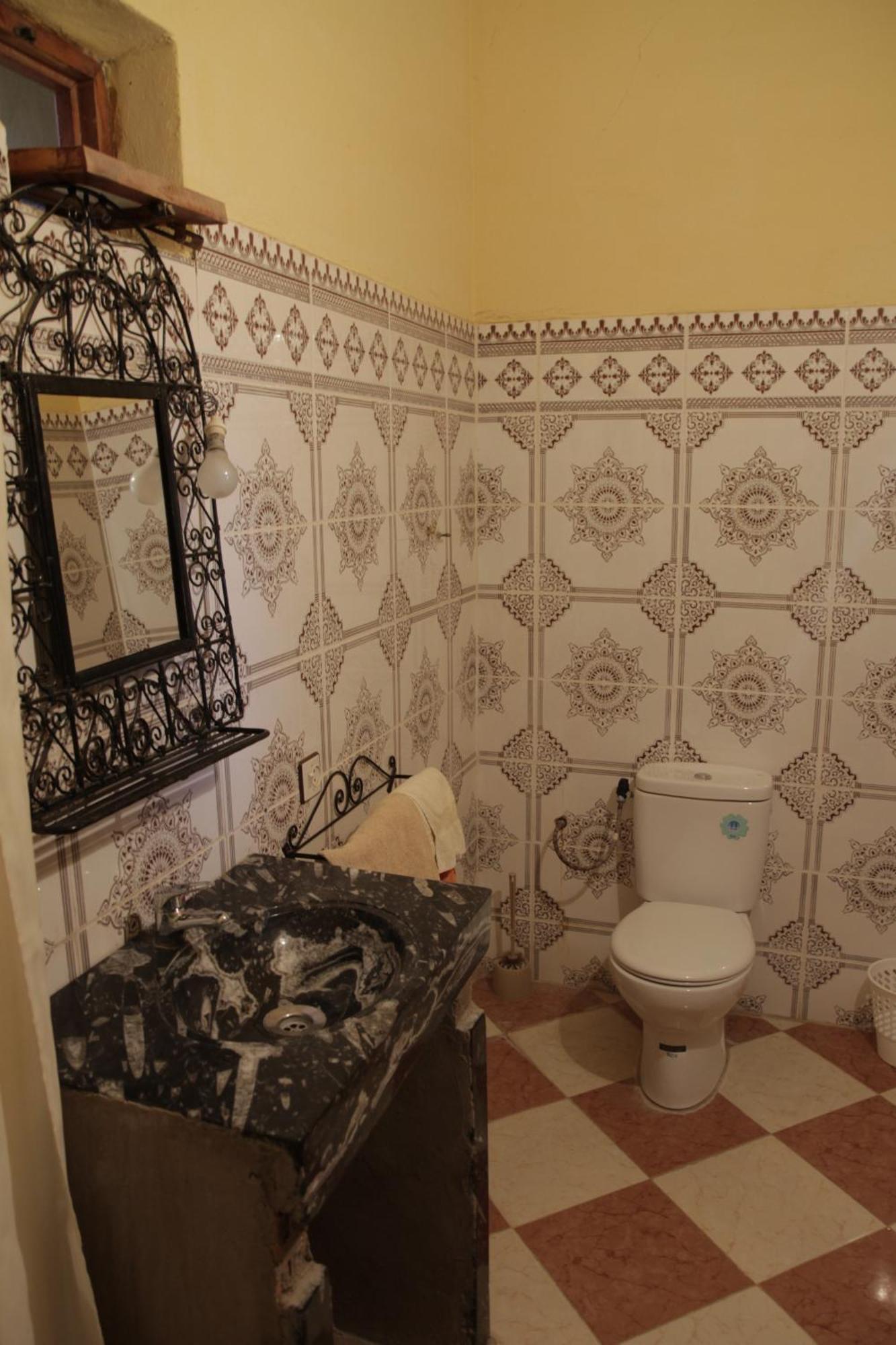 Auberge La Source Мерзуга Экстерьер фото